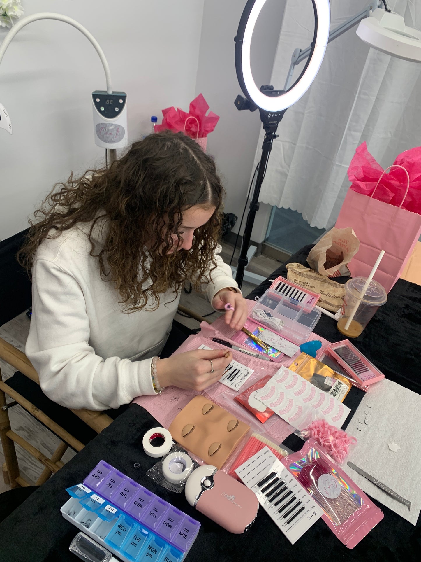 In Person Lash Extensions Styling Course (Wet set, Wispy, Spikes, striplash)