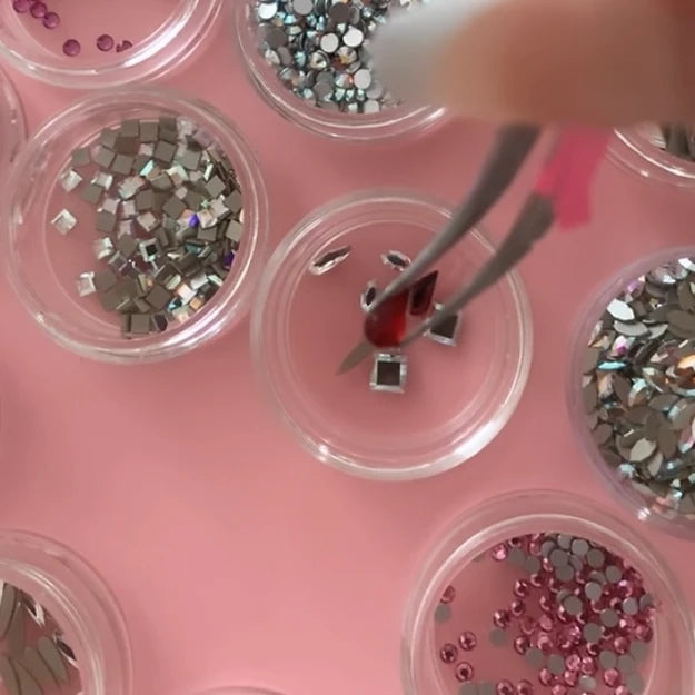 Red Pear Raindrop Gem 15 Pcs